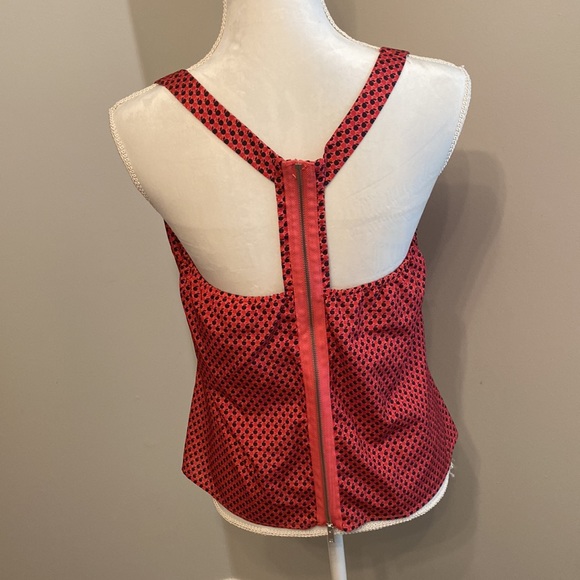 Apple printed tank top with cute zipper in back - Picture 3 of 5